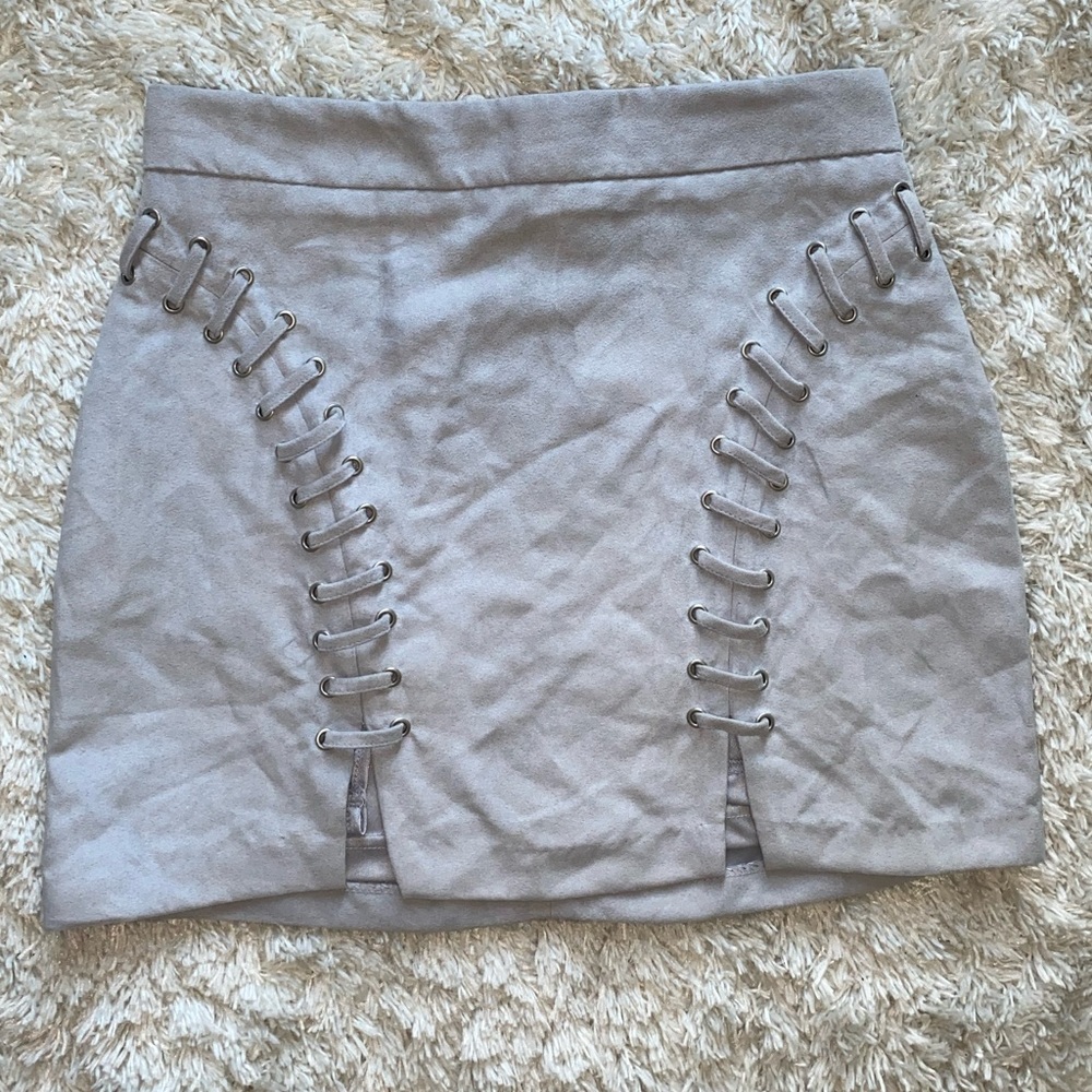 Forever 21 grey suede side stitch skirt